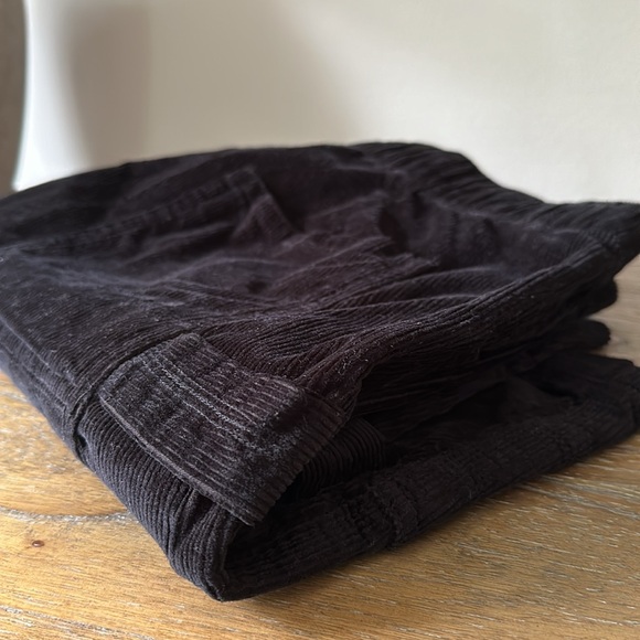 Corduroy Shorts - Picture 5 of 5